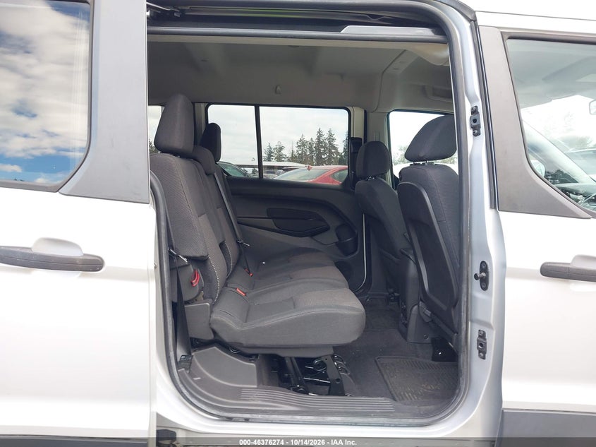 2017 FORD TRANSIT CONNECT XL · Photo 8