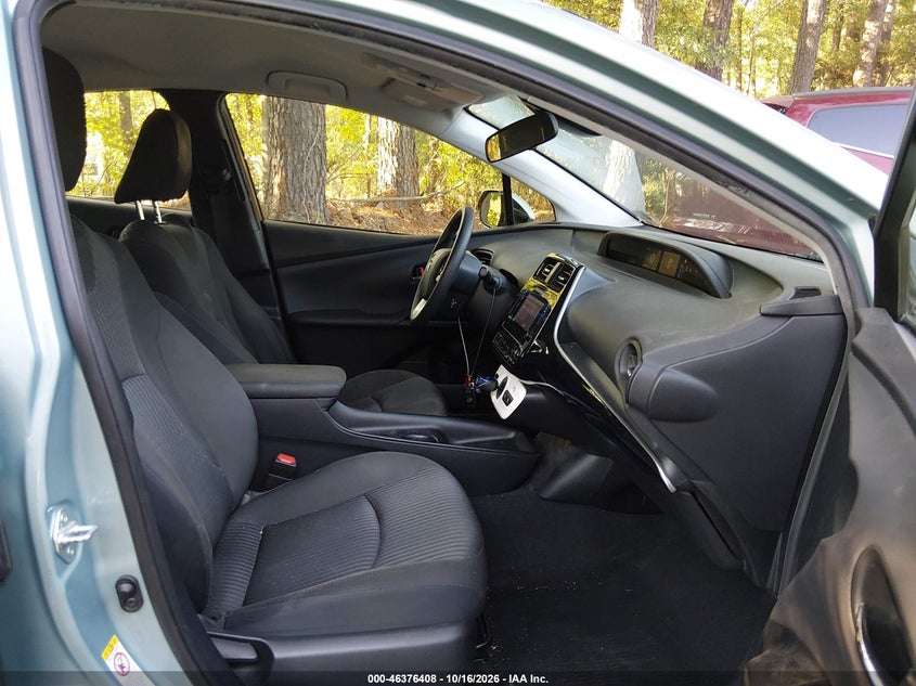 TOYOTA PRIUS - zdjęcie 5