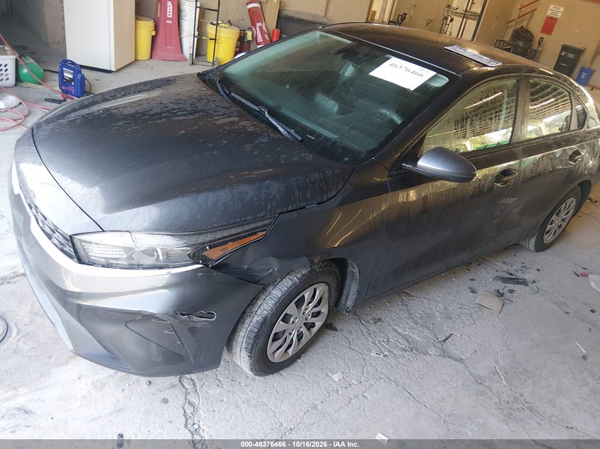 2023 Kia Forte Lx, Right Front, IAAI, VIN 3KPF24AD2PE606365 — photo 2