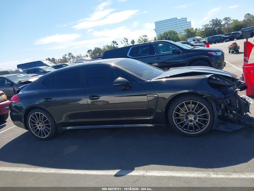 PORSCHE PANAMERA - zdjęcie 14