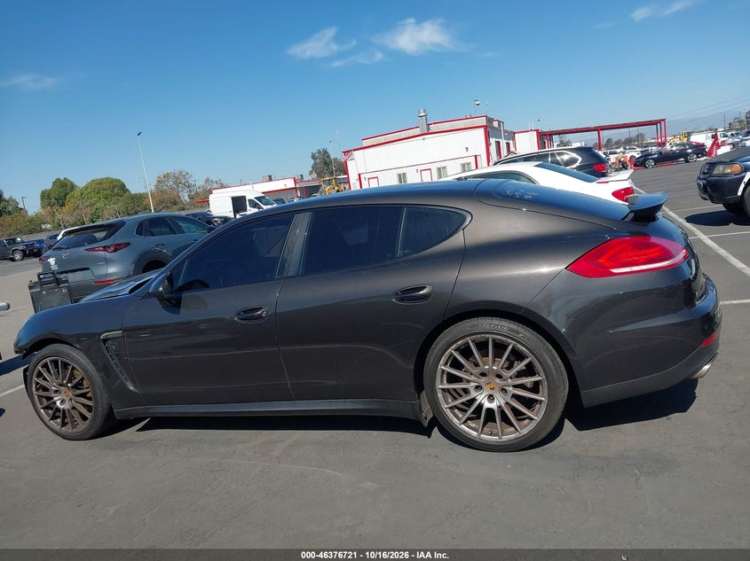 PORSCHE PANAMERA - zdjęcie 15