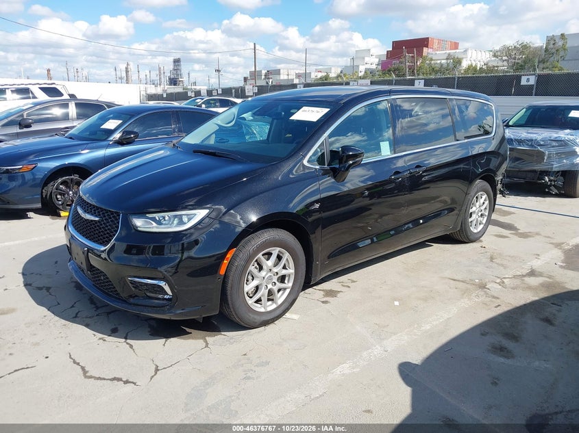 2024 Chrysler Pacifica Touring L, Удар сзади, IAAI, VIN 2C4RC1BG2RR182091 — фото 2