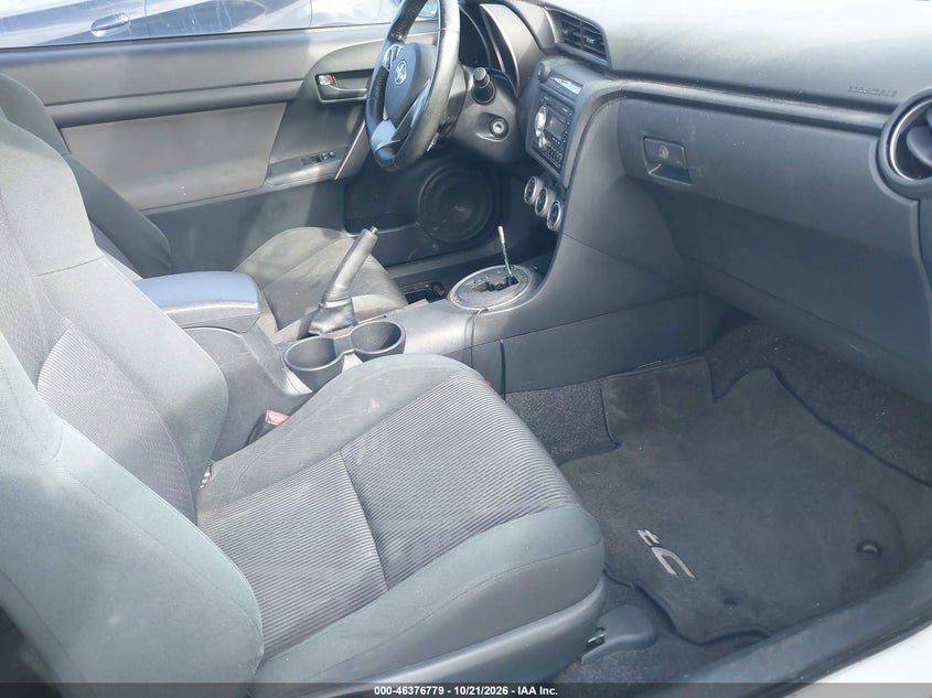 2011 SCION TC · Фото 5
