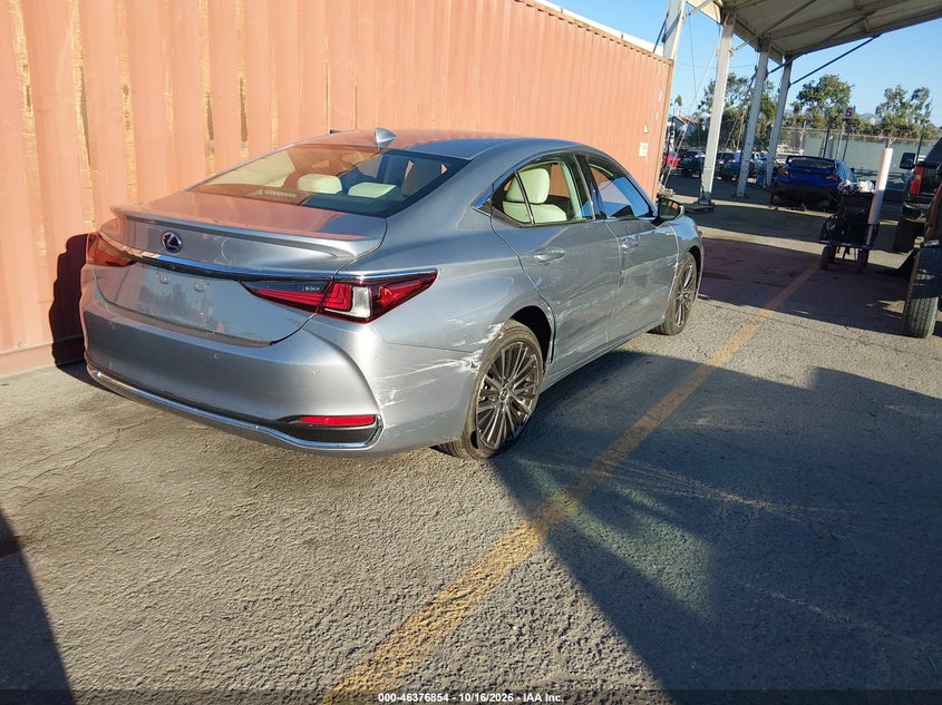 LEXUS ES 300H - zdjęcie 4