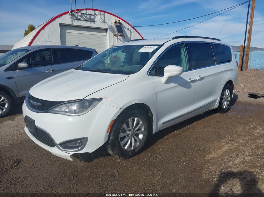 Vin: 2c4rc1bg7hr591055, lot: 46877504, chrysler pacifica touring-l 20172