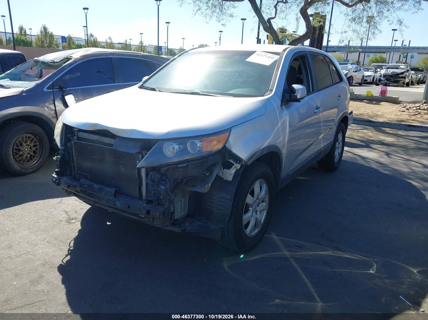 Vin: 5xykt3a1xbg108034, lot: 46877632, kia sorento lx 20112