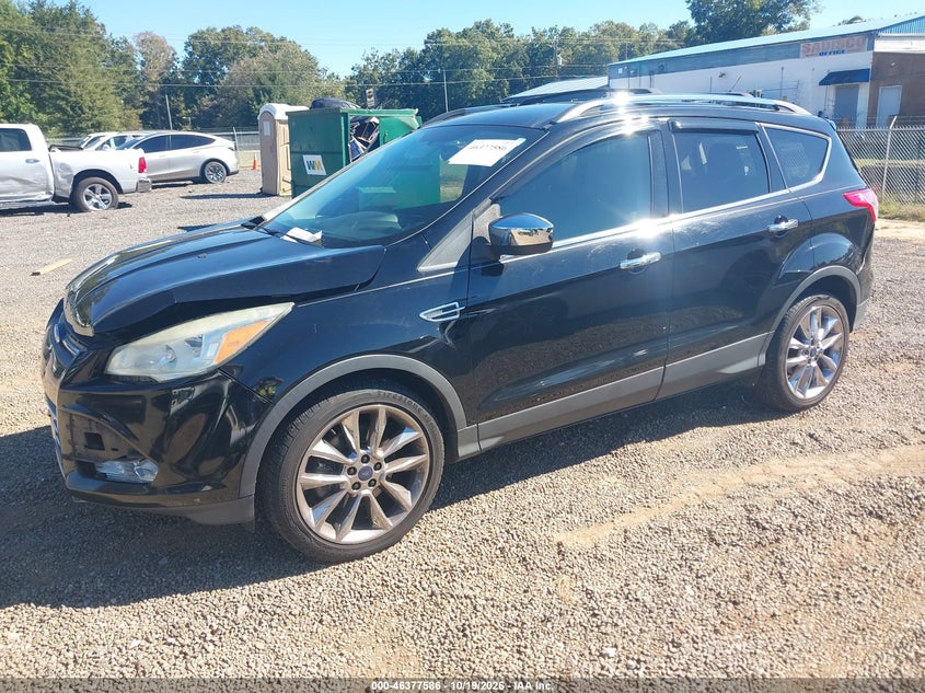 2016 Ford Escape Se, Перёд и зад, IAAI, VIN 1FMCU0G95GUC05110 — фото 2