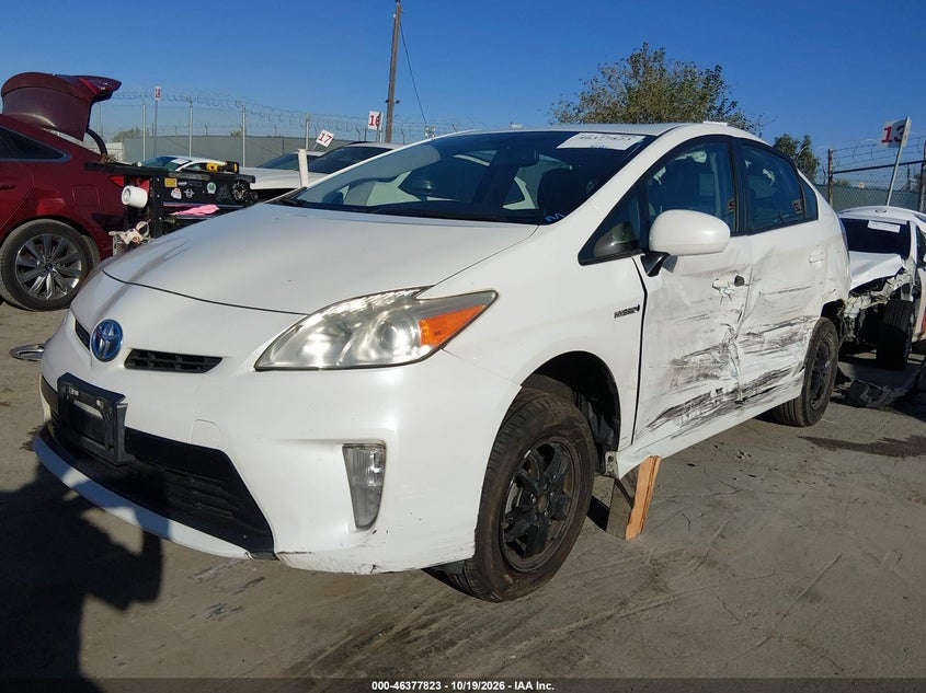 Vin: jtdkn3du1d5586631, lot: 46878156, toyota prius four 20132