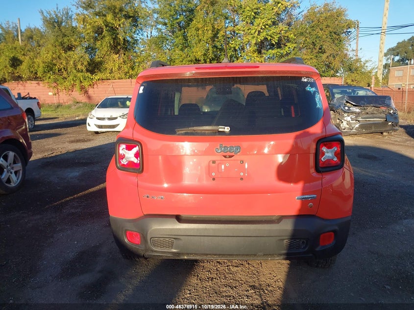 2017 JEEP RENEGADE LATITUDE 4X4 · Фото 16