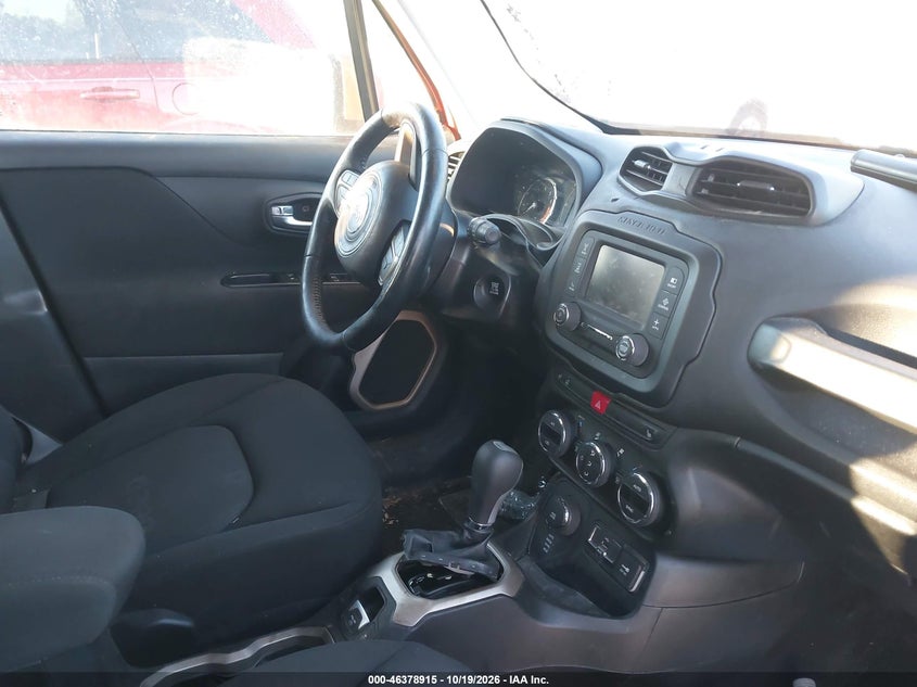 2017 JEEP RENEGADE LATITUDE 4X4 · Фото 5