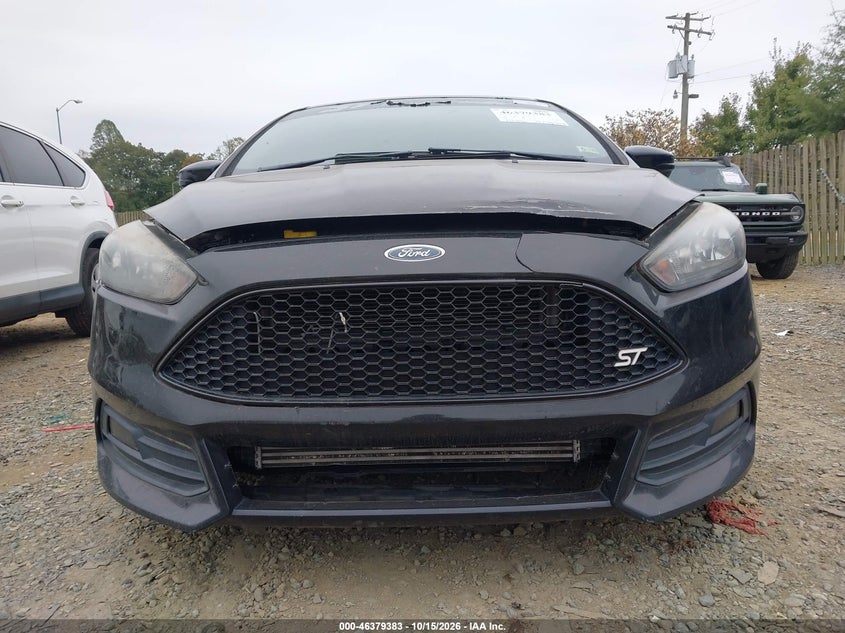 2017 FORD FOCUS ST · Фото 13