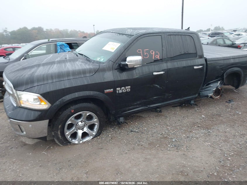 2017 Ram 1500 Laramie 4X4 6'4 Box, Левый бок, IAAI, VIN 1C6RR7VT9HS745359 — фото 2
