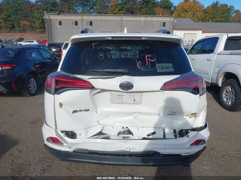TOYOTA RAV4 - zdjęcie 16