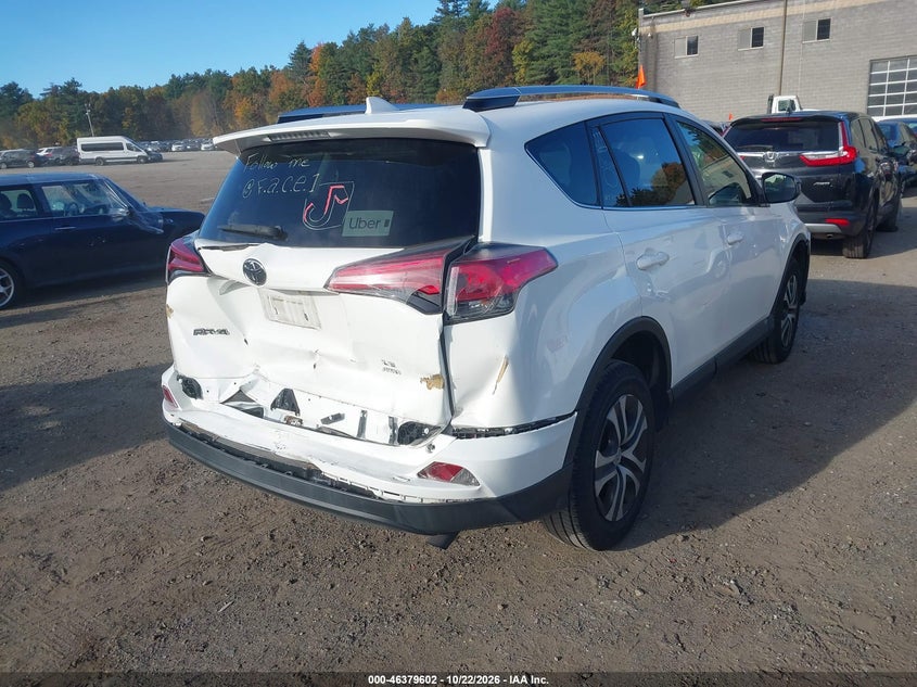 TOYOTA RAV4 - zdjęcie 4