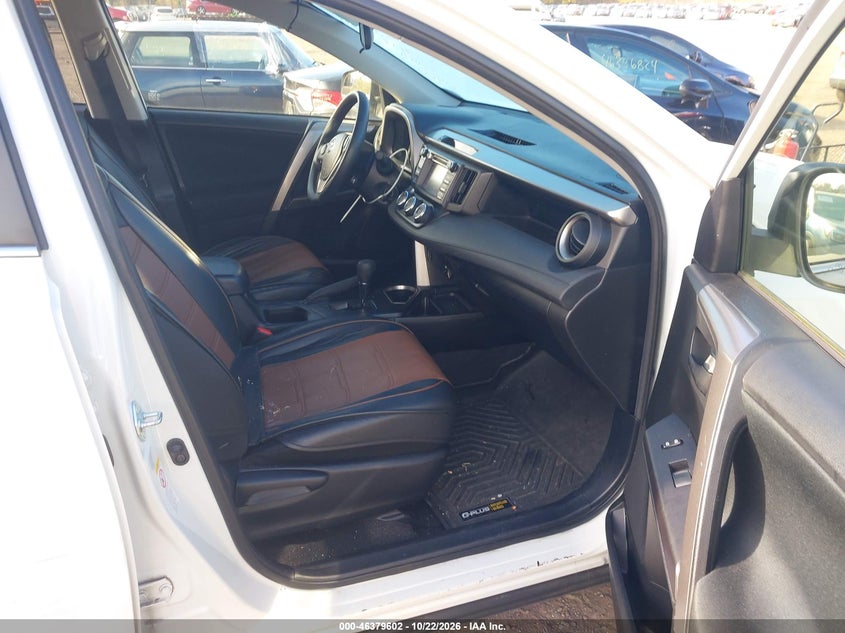 TOYOTA RAV4 - zdjęcie 5