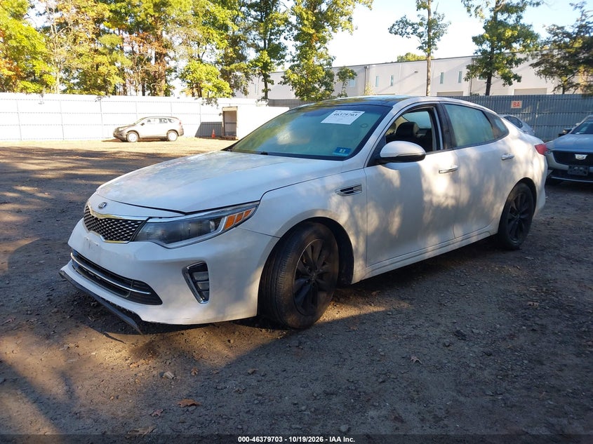 Vin: 5xxgt4l36jg240866, lot: 46880049, kia optima s 20182