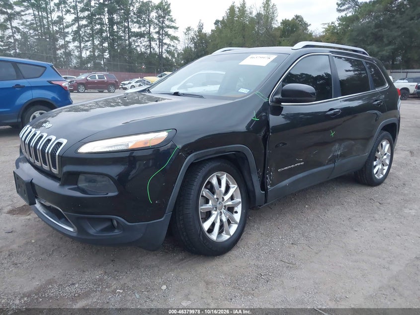 2015 Jeep Cherokee Limited, Left Side, IAAI, VIN 1C4PJLDS9FW585188 — photo 2