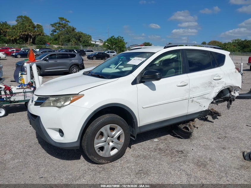 Vin: jtmbfrev8fj038689, lot: 46880342, toyota rav4 le 20152