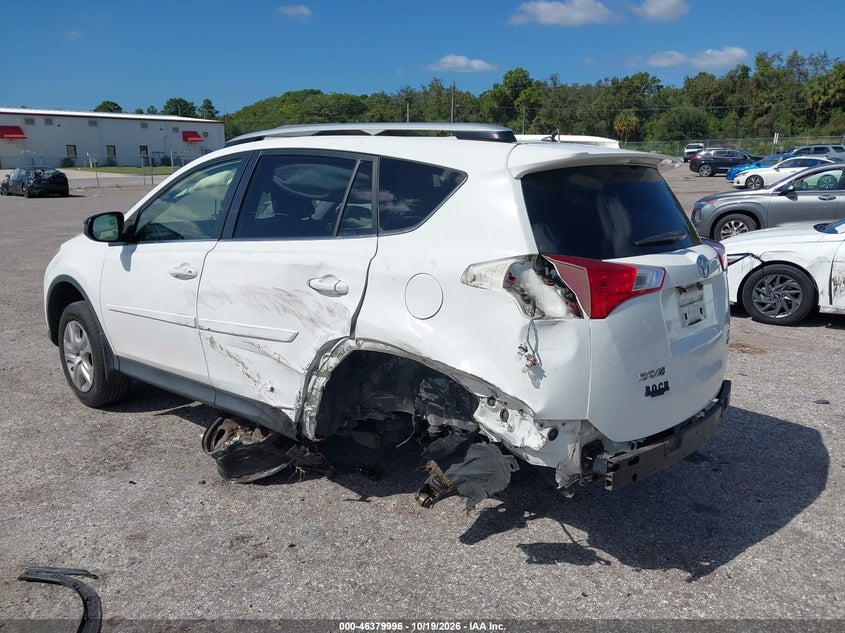 Vin: jtmbfrev8fj038689, lot: 46880342, toyota rav4 le 20153