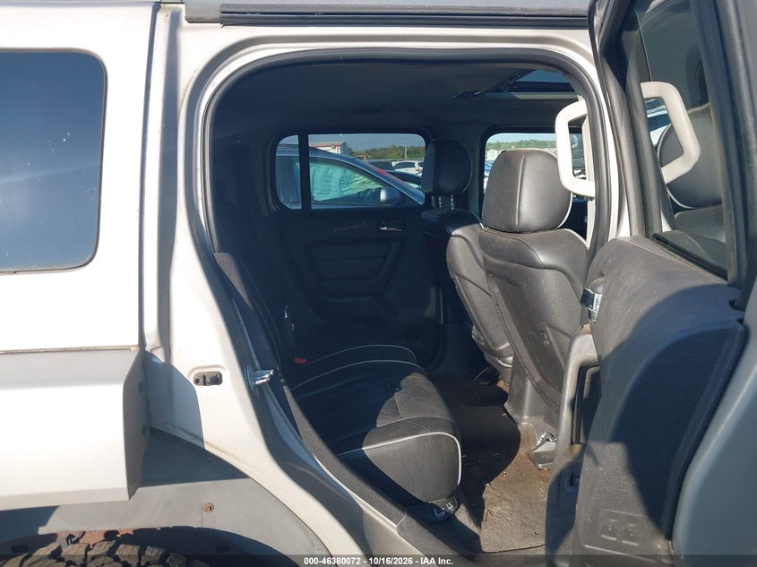 HUMMER H3 SUV 2008 VIN 5GTEN13E888180855