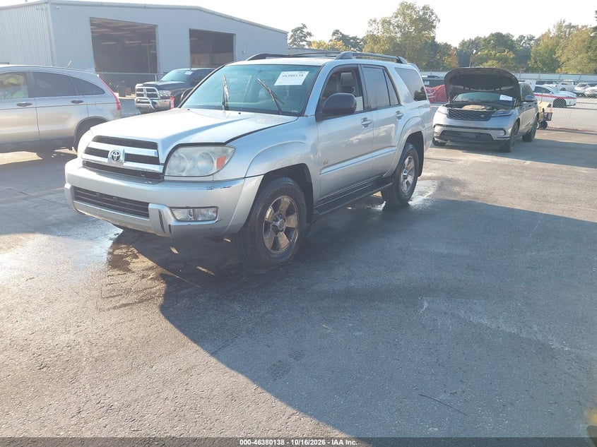 2005 Toyota 4Runner Sr5 V6, Normal Wear & Tear, IAAI, VIN JTEZU14R358027451 — photo 2