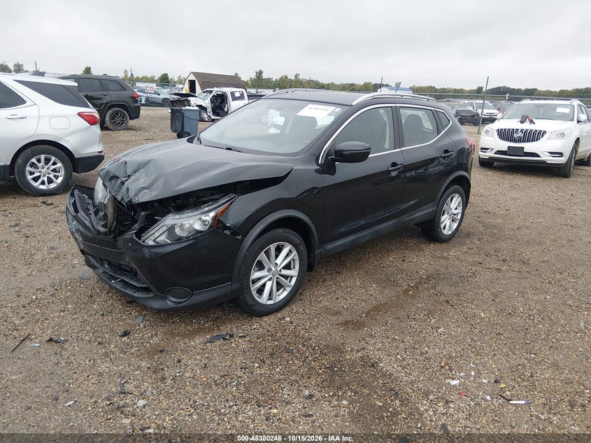 Vin: jn1bj1cp8jw193438, lot: 46880592, nissan rogue sport sv 20182