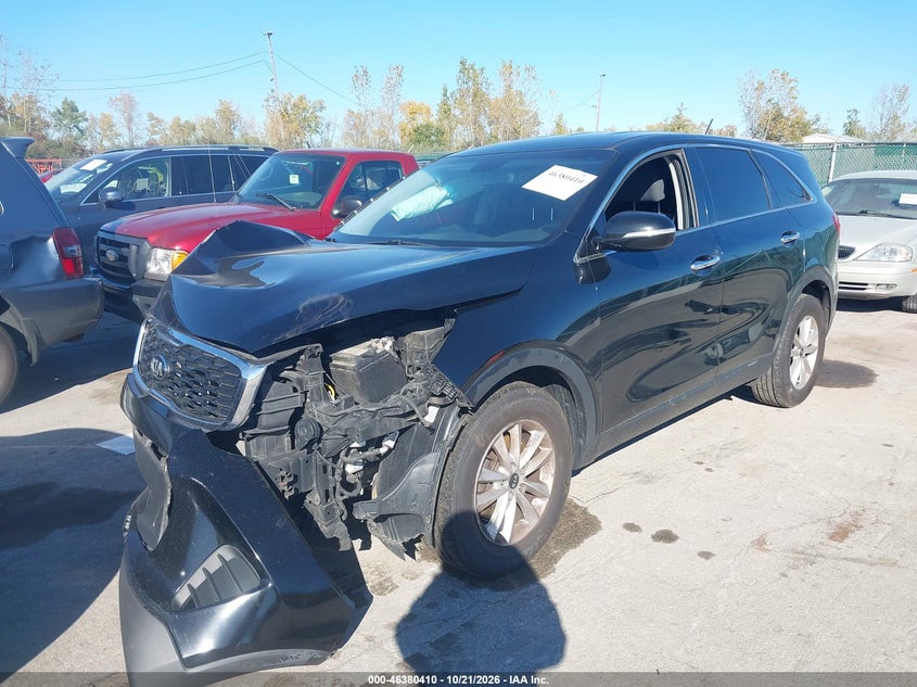 2019 Kia Sorento 2.4L Lx, Удар спереди, IAAI, VIN 5XYPGDA31KG558205 — фото 2