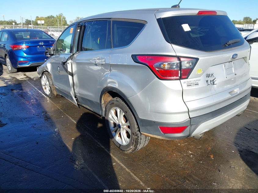 Vin: 1fmcu0gd6hue84136, lot: 46881027, ford escape se 20173