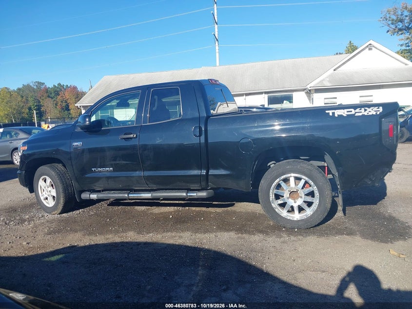 TOYOTA TUNDRA - zdjęcie 15