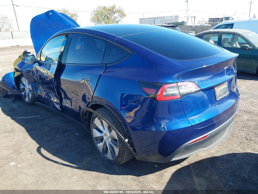 Vin: 7saygdee1pf747552, lot: 46881133, tesla model y awd/long range dual motor all-wheel drive 20233