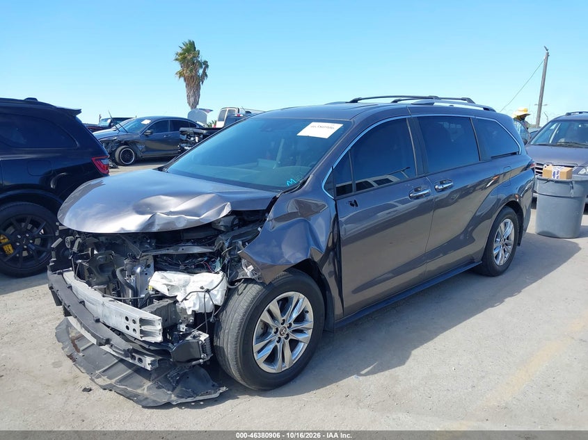 Vin: 5tdzrkec1ps150153, lot: 46881252, toyota sienna limited 20232