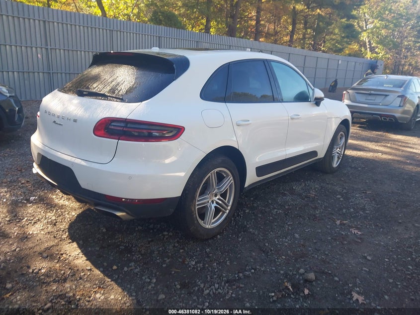 Vin: wp1aa2a52jlb18542, lot: 46881429, porsche macan sport edition 20184