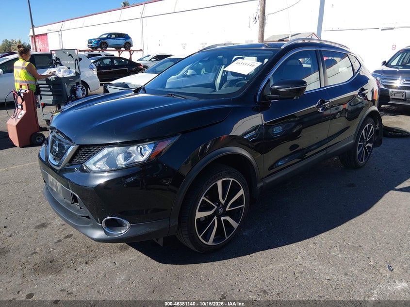 Vin: jn1bj1cr7jw207976, lot: 46881487, nissan rogue sport sl 20182