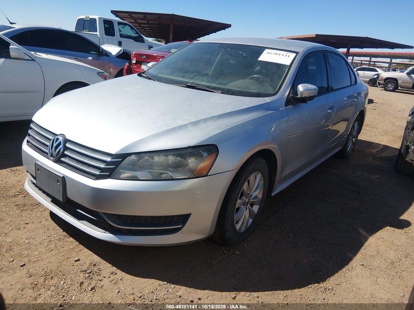 2015 Volkswagen Passat 1.8T Wolfsburg Edition, Normal Wear & Tear, IAAI, VIN 1VWAT7A3XFC036313 — photo 2