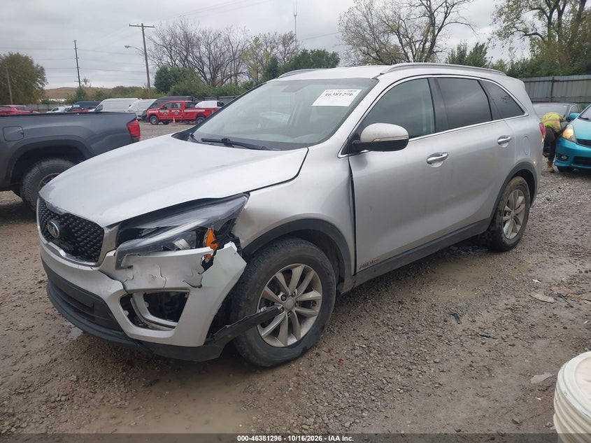 Vin: 5xypgda59hg233893, lot: 46881643, kia sorento 3.3l lx 20172