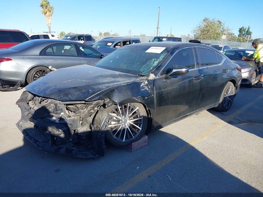 Vin: 58ada1c18ru046789, lot: 46881960, lexus es 300h 20242