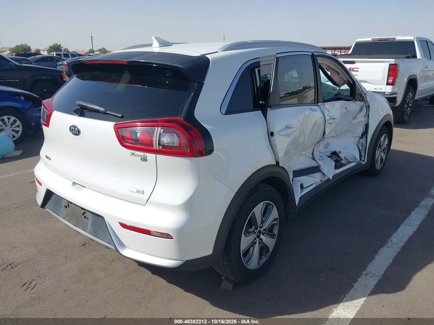 Vin: kndcb3lcxj5210849, lot: 46882659, kia niro lx 20184
