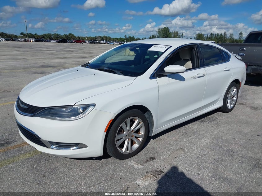 2015 CHRYSLER 200 LIMITED · Photo 2