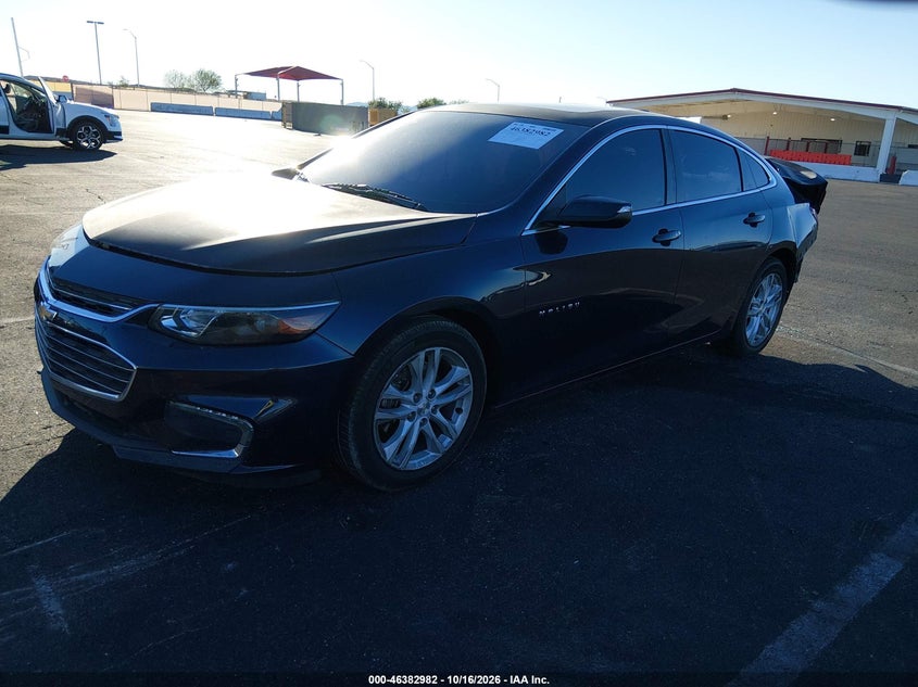 2018 Chevrolet Malibu Lt, Rear, IAAI, VIN 1G1ZD5ST3JF141975 — photo 2