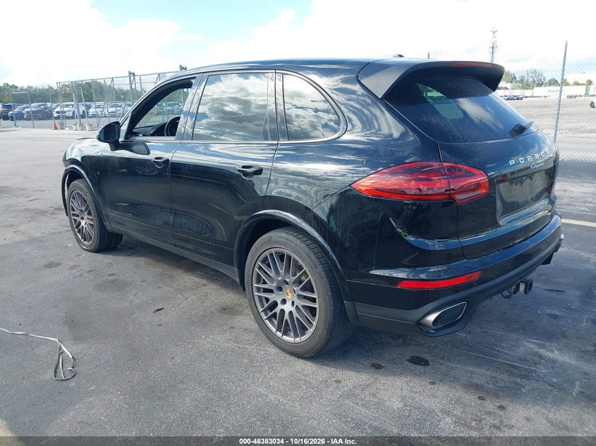 Vin: wp1aa2a24hka82455, lot: 46883381, porsche cayenne platinum edition 20173