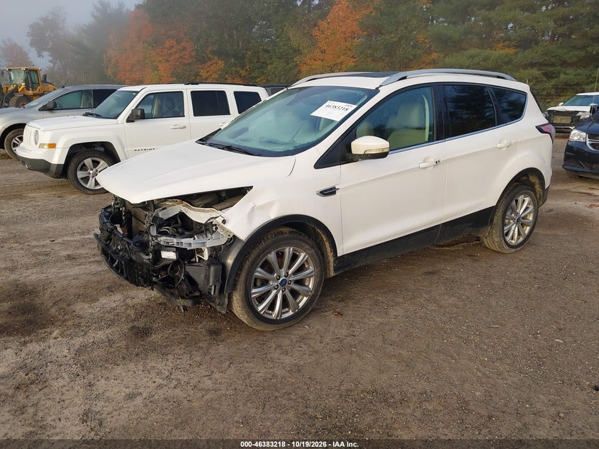 Vin: 1fmcu0jd5hud04573, lot: 46883565, ford escape titanium 20172