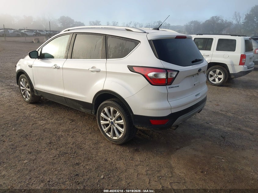 Vin: 1fmcu0jd5hud04573, lot: 46883565, ford escape titanium 20173