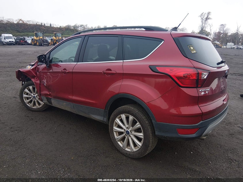 Vin: 1fmcu9hd5kua00693, lot: 46883601, ford escape sel 20193