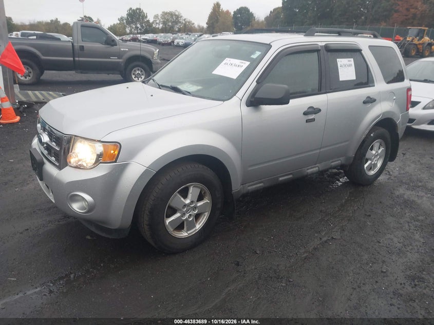 Vin: 1fmcu9dg8cka32406, lot: 46884036, ford escape xlt 20122