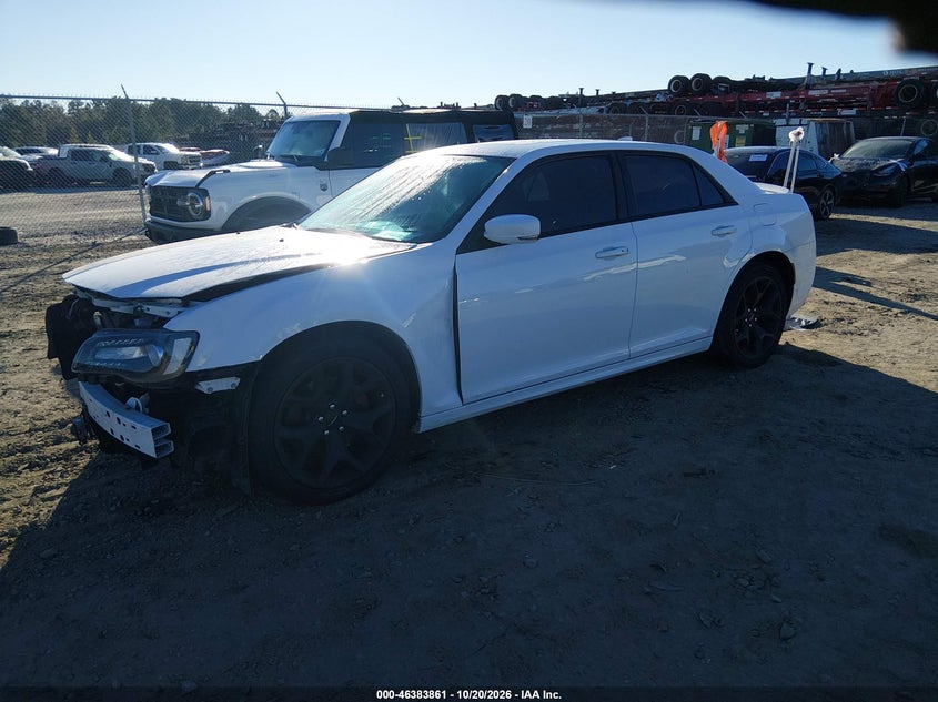 2021 Chrysler 300 300S, Front End, IAAI, VIN 2C3CCABT3MH576074 — photo 2