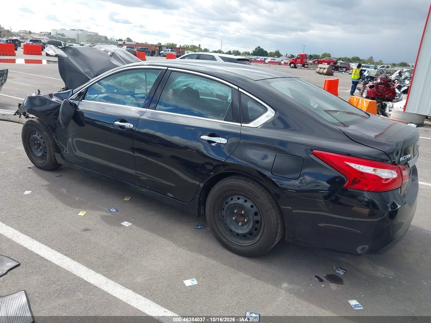 Vin: 1n4al3ap0hn345218, lot: 46884384, nissan altima 2.5 s 20173