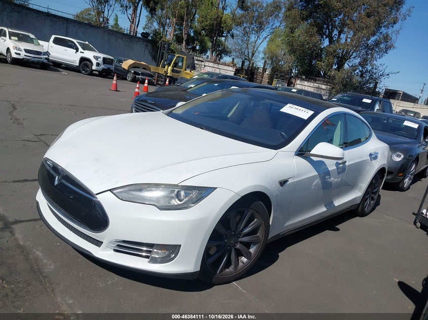 Vin: 5yjsa1dp3dfp04574, lot: 46884458, tesla model s performance 20132