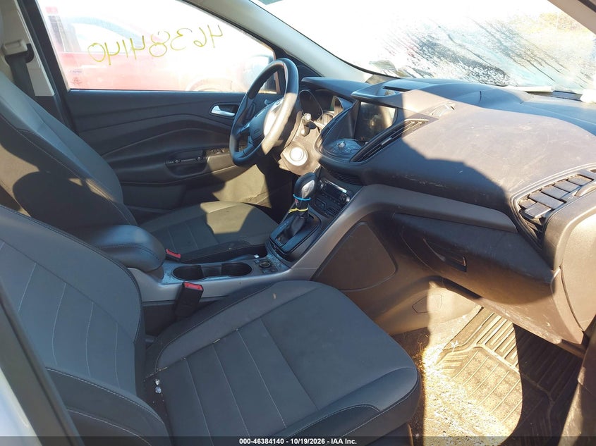 2016 FORD ESCAPE SE · Фото 5