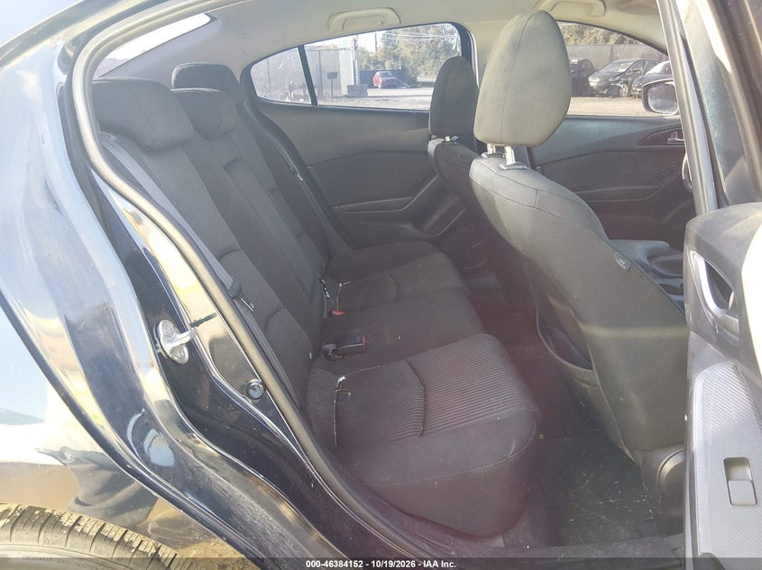 MAZDA MAZDA3 - zdjęcie 8