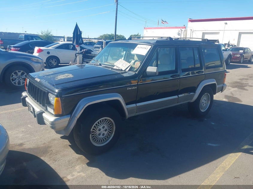 1996 Jeep Cherokee Country, Normal Wear & Tear, IAAI, VIN 1J4FJ78S5TL279125 — photo 2